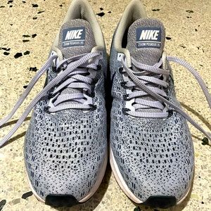 Men’s Nike Zoom Pegasus 35 Running Shoes